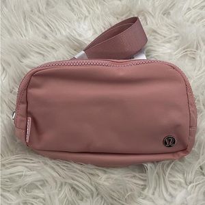 Lulu lemon NWT belt bag